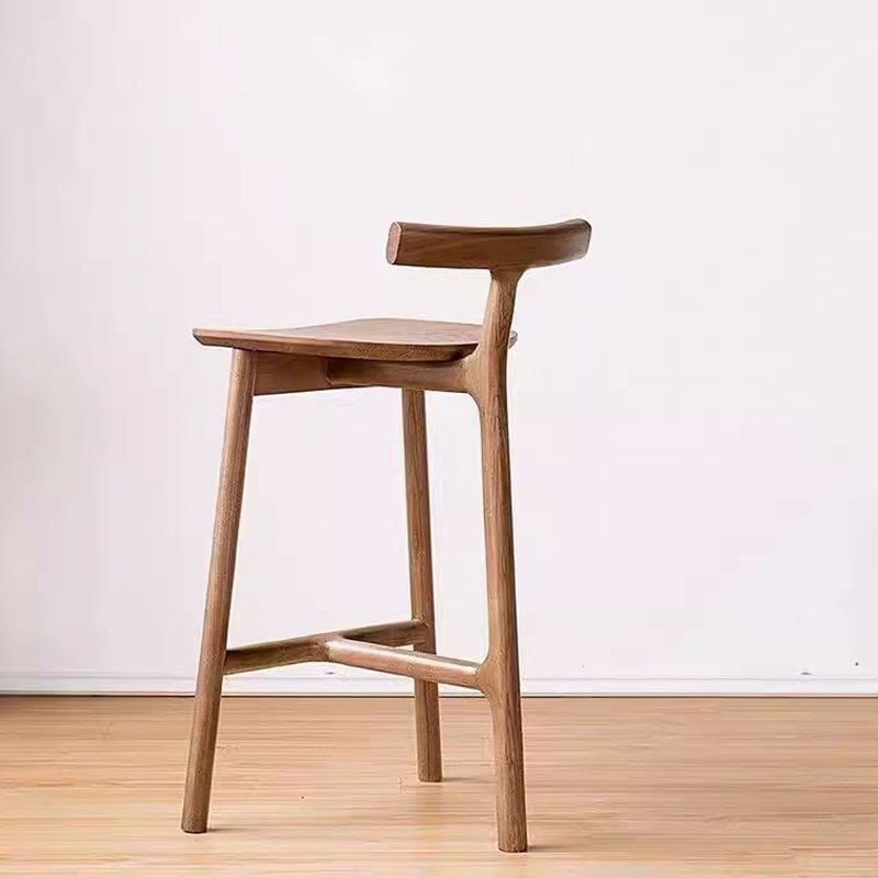 北欧風の洗練されたデザインのダイニングチェア、キッチンバー用 - Commercial Kitchen Designer のレビューと価格
